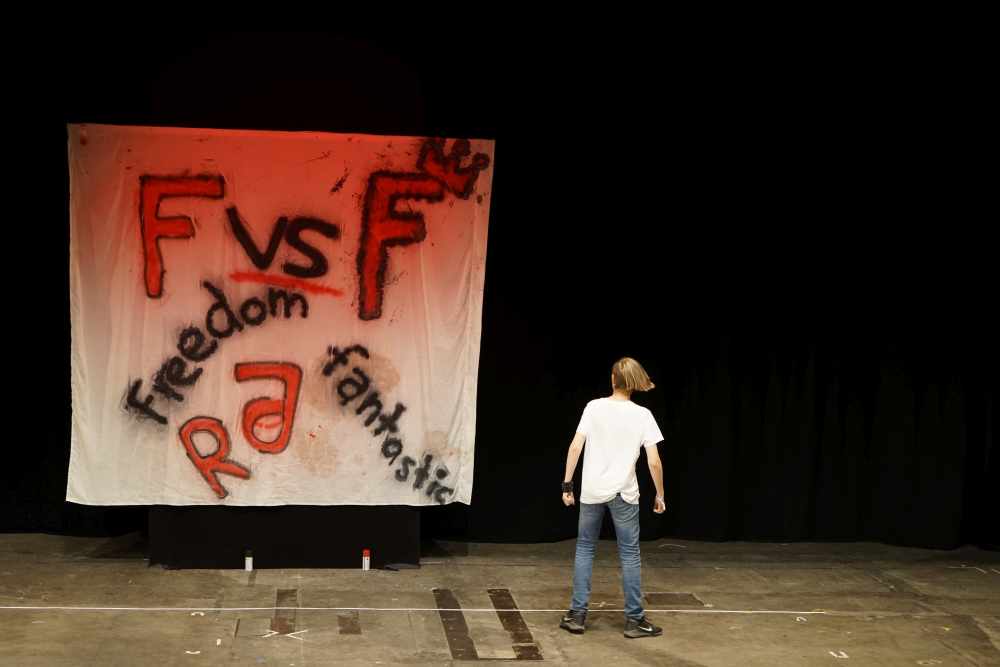 Freedom-Schauspiel